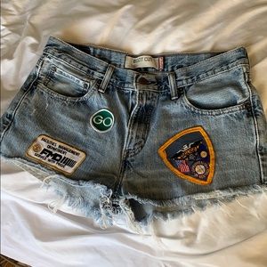 Levi patch work shorts